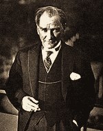 Mustafa Kemal Atatürk'ün piksel sanat portresi